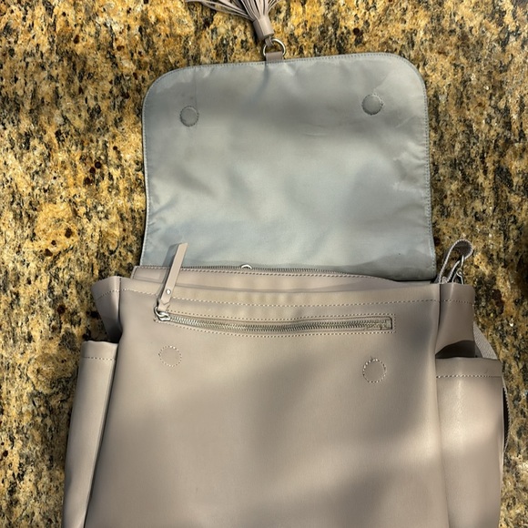 Skip Hop- Greenwich Vari Diaper Backpack - Picture 5 of 5